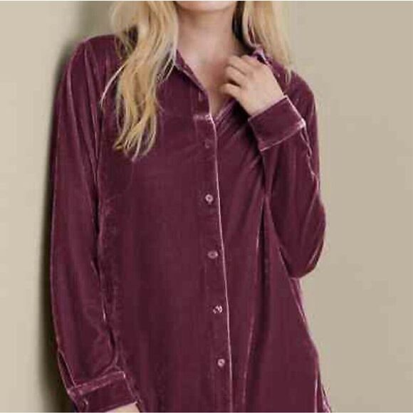 Soft Surroundings Velvet Boyfriend Tunic - Size Medium Petite - Berry - Picture 1 of 7